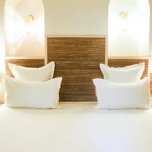 Hotel Habituel ****